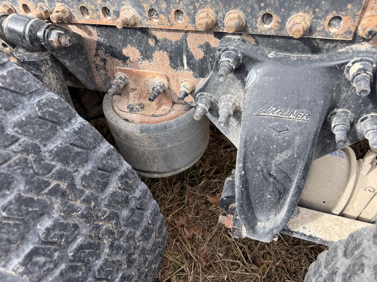 #40953-•-2019-freightliner-cascadia-t/a-daycab-truck-tractor-3akjhtdv4kskd3197-image-18