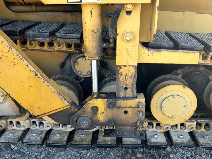 caterpillar-ap-650b-image-80
