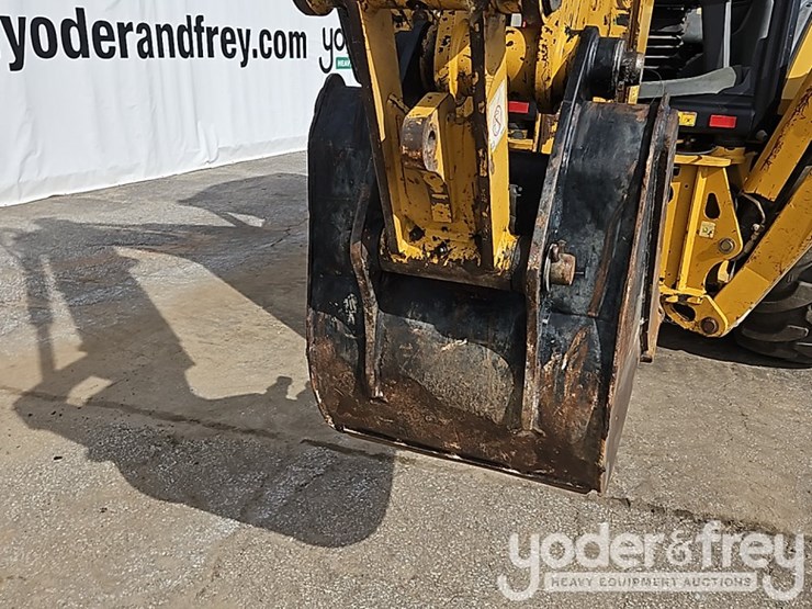 2016-caterpillar-420f2-it-image-25