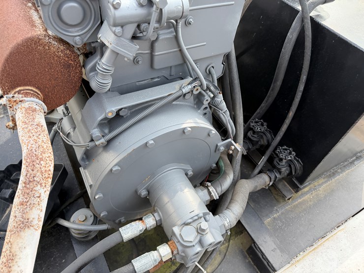 #40961-•-2011-magnolia-/-adams-t/a-fertilizer-tender-trailer-image-70