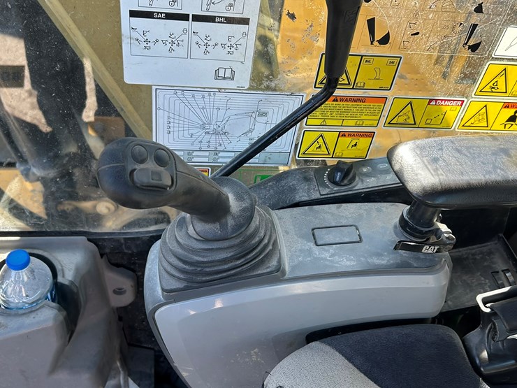 caterpillar-c4.4-image-75