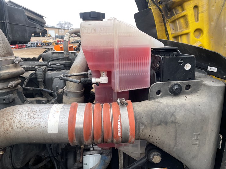 2019-kenworth-t880-image-50