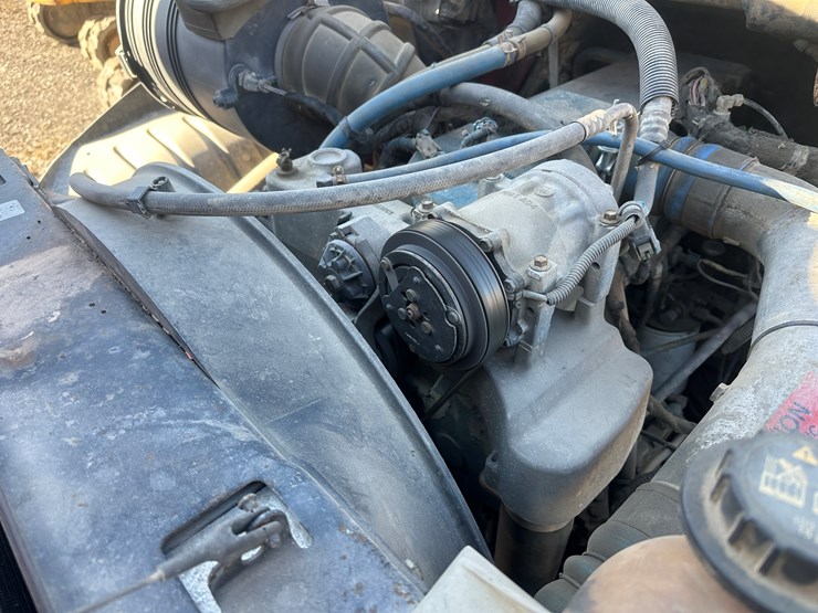 2002-international-4400-sba-image-48