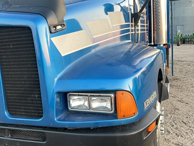 1990-kenworth-t600-image-102