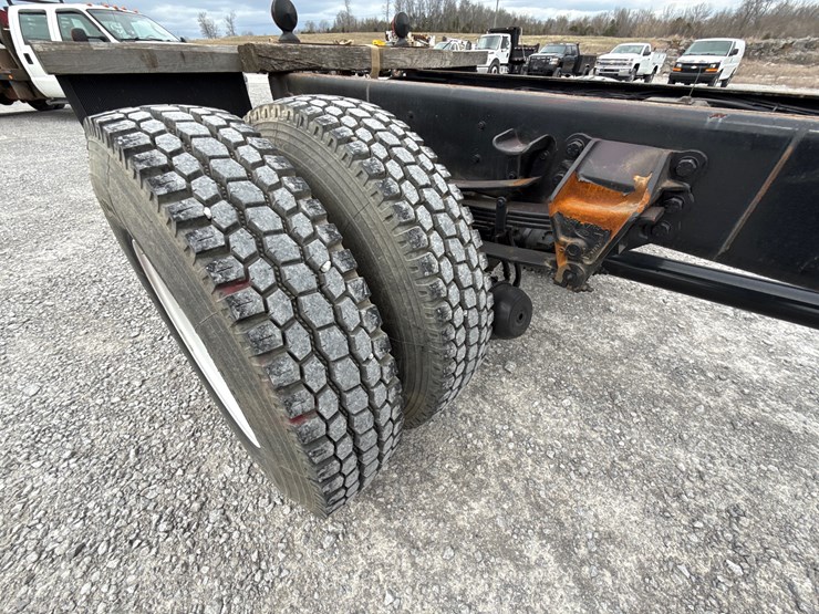 1994-ford-f800-image-19