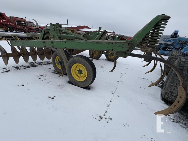 john-deere-1710-image-5