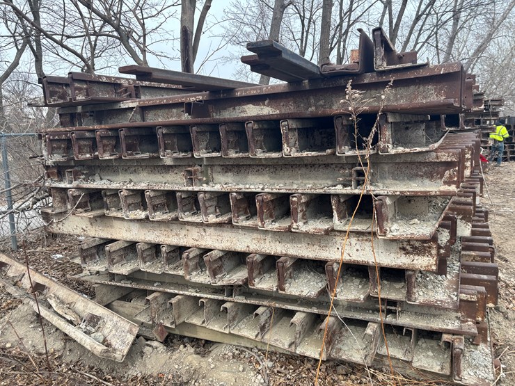 #2261-•-approx.-8"-concrete-forms-image-2