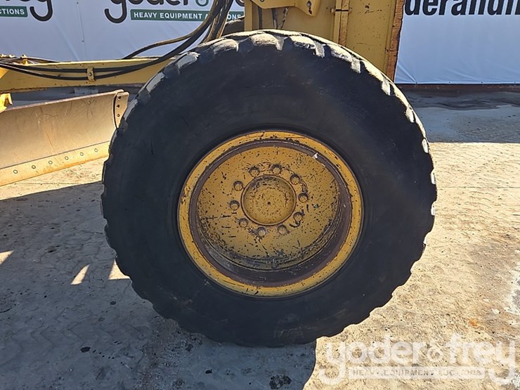 2005-caterpillar-140h-vhp-plus-image-15