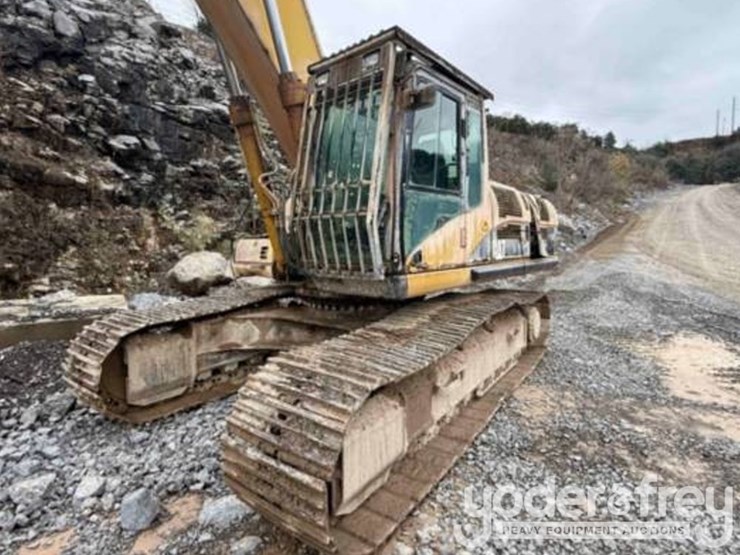 2005-caterpillar-330cl-image-2