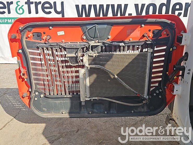 2021-bobcat-t66-image-18