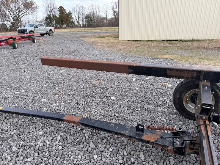 #40979-•-frontier-31'-header-trailer-image-24