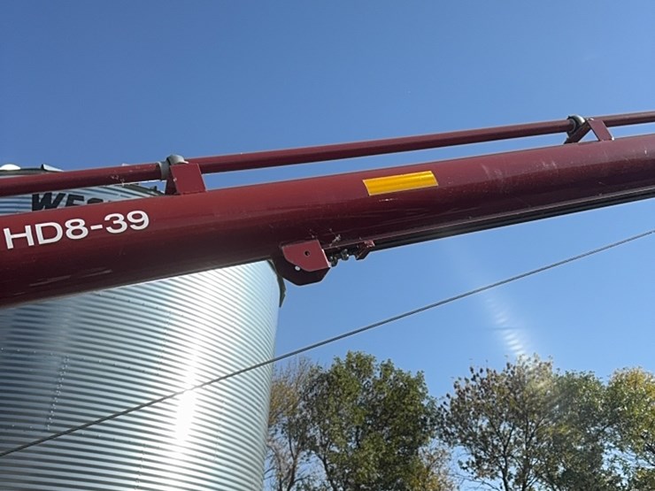 meridian-grain-auger-8“-x-39‘,-used-little,-like-brand-new,-equipped-with-220-single-phase-motor,-10-hp-image-7