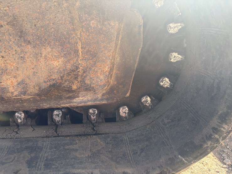 2007-bobcat-t300-image-50