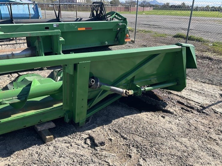 john-deere-843-image-11