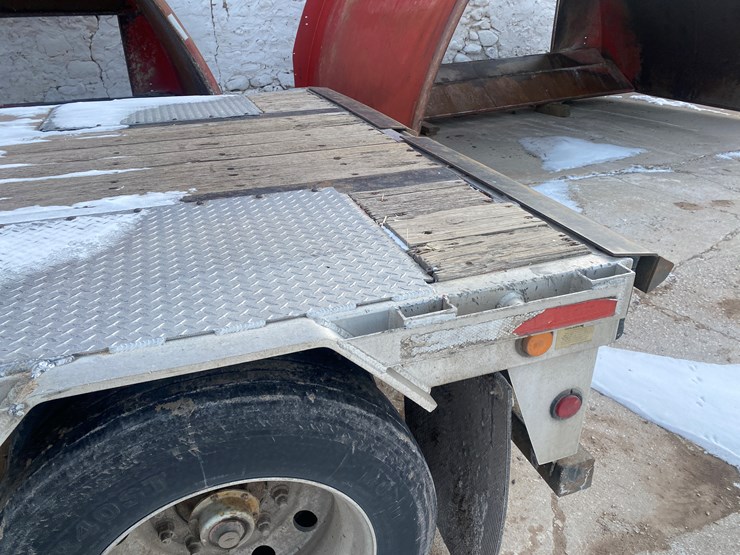 #572-•-2002-doonan-48'-step-deck-semi-trailer-with-ramps-(has-wi-title)-(reedsville,-wi)-image-30