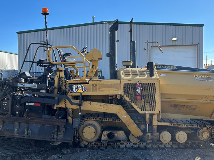 caterpillar-ap-650b-image-6
