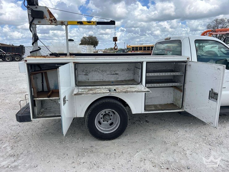 2012-ford-f350-image-16