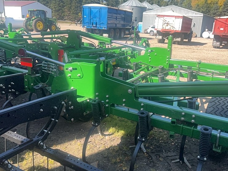 2024-john-deere-52-image-72