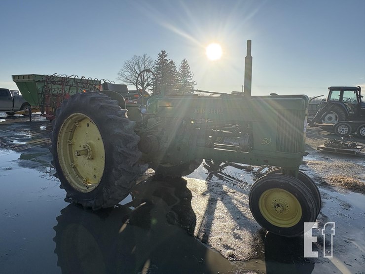 john-deere-50-image-2