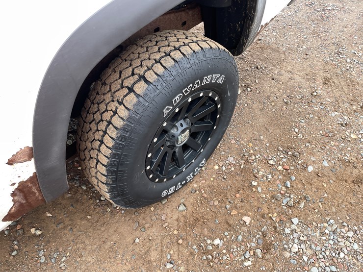 2009-chevrolet-colorado-image-14