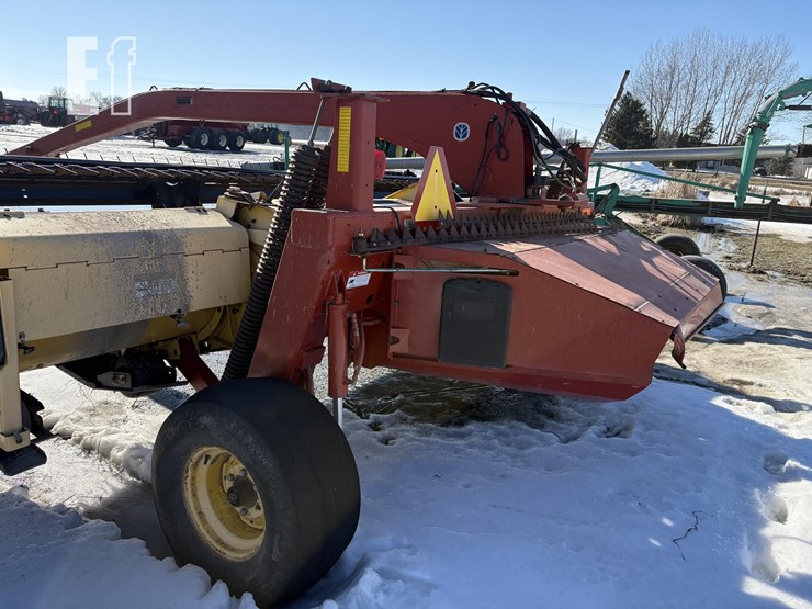 new-holland-1475-image-10