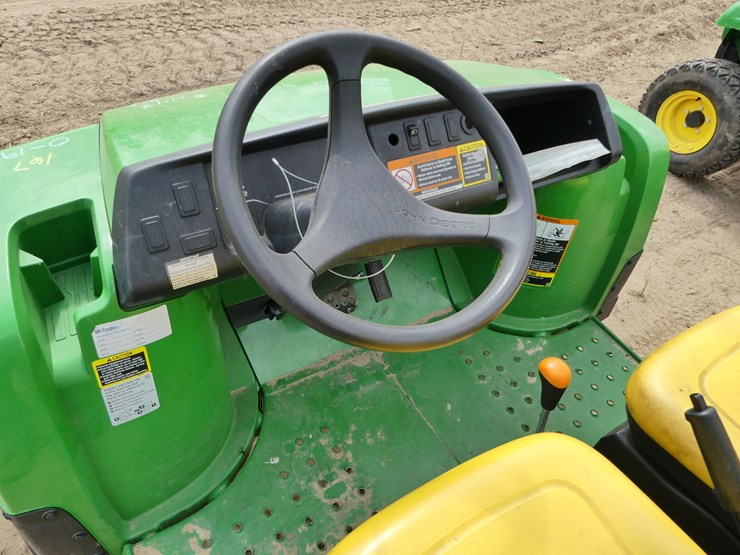 2024-john-deere-tx-image-10