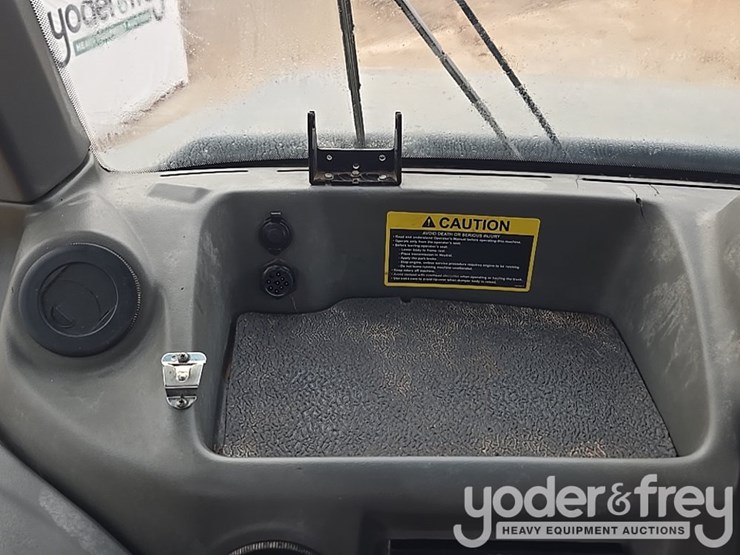 2013-deere-410et-image-73
