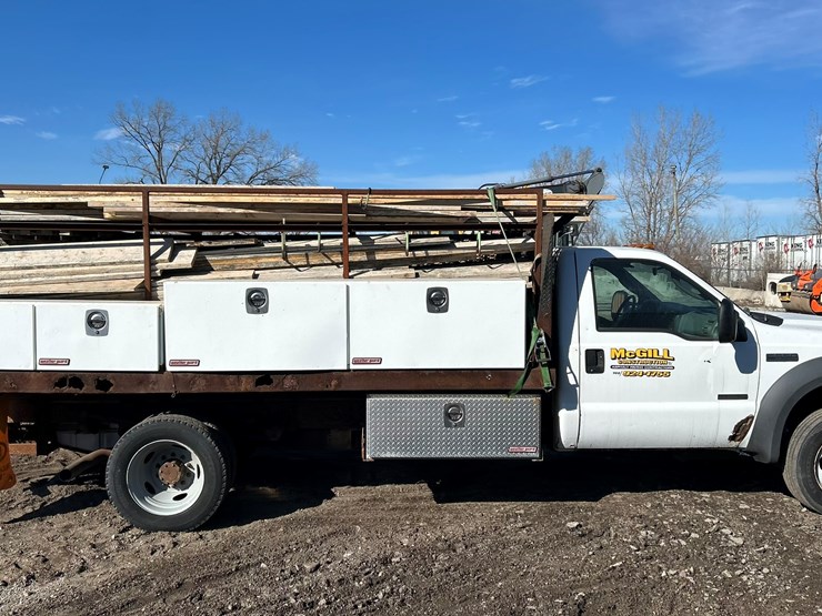 2005-ford-f550-image-6