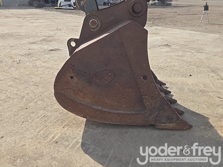 2018-volvo-ec200el-image-10