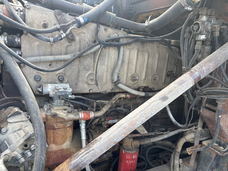 1989-cummins-855-image-28