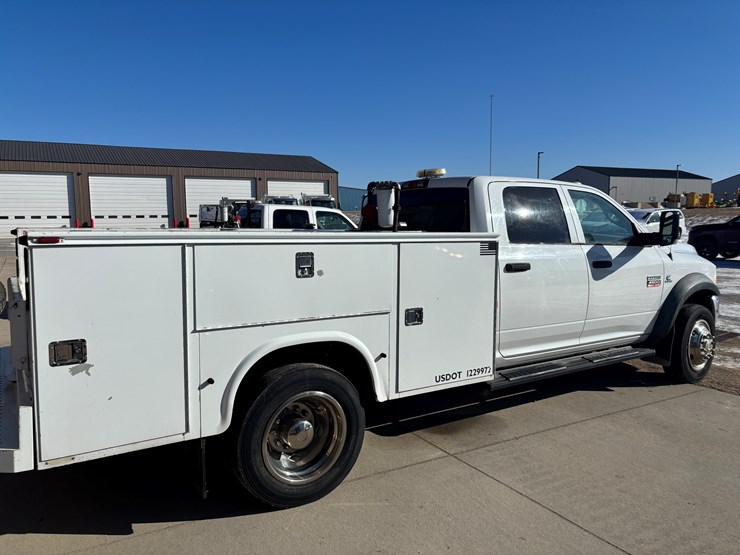 #2296-•-2011-dodge-4500-service-truck-image-4
