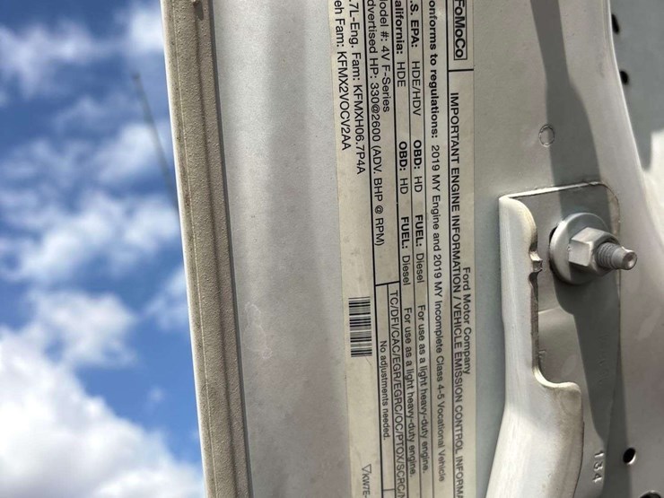 2019-ford-f550-image-10