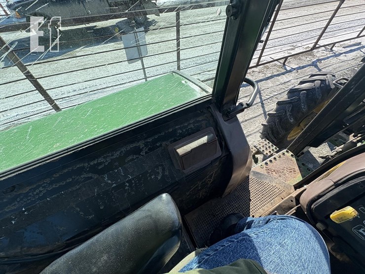 john-deere-3155-image-18