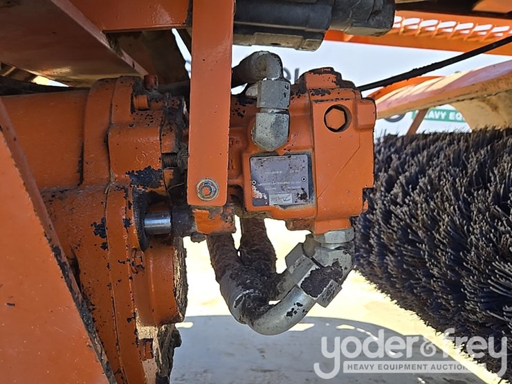 2018-broce-rjt350-image-26