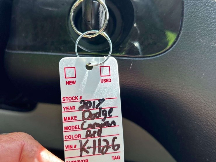 2017-dodge-grand-caravan-image-28