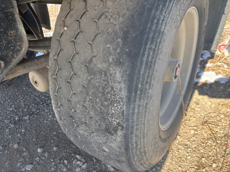 #2292-•-1991-cornhusker-pup-trailer-image-35