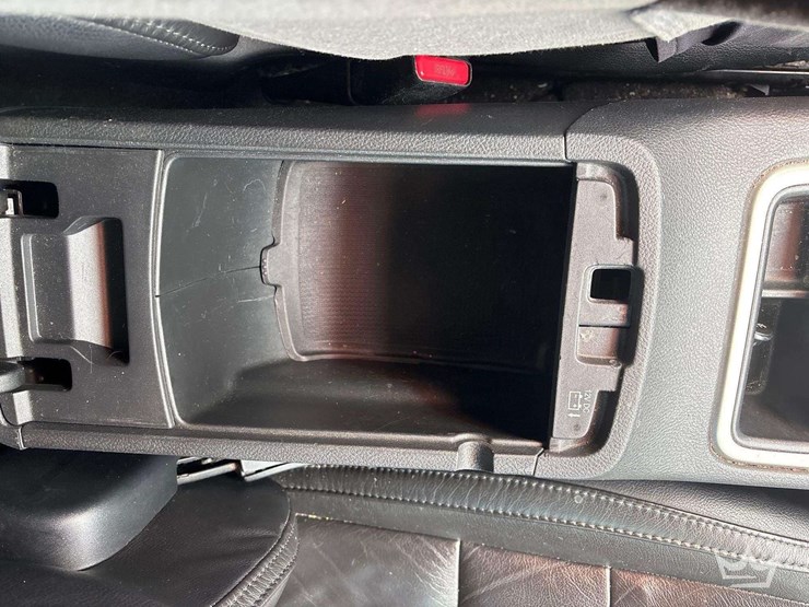 2011-jeep-grand-cherokee-image-18