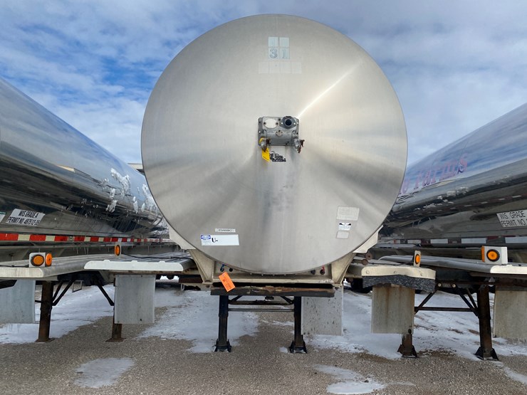 1990-walker-tanker-image-2