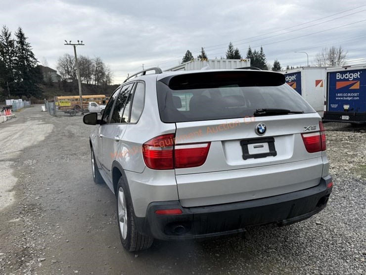 2010-bmw-x5-image-4