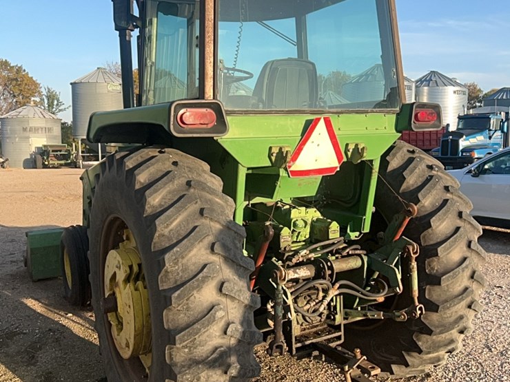 john-deere-4430-image-16