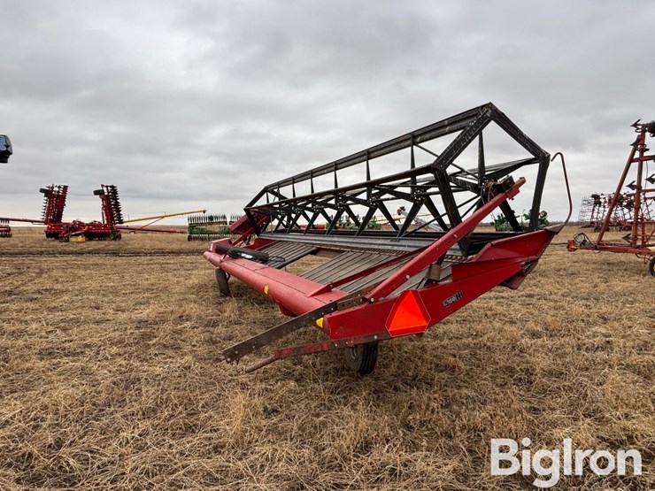 case-725-pull-type-swather-image-5