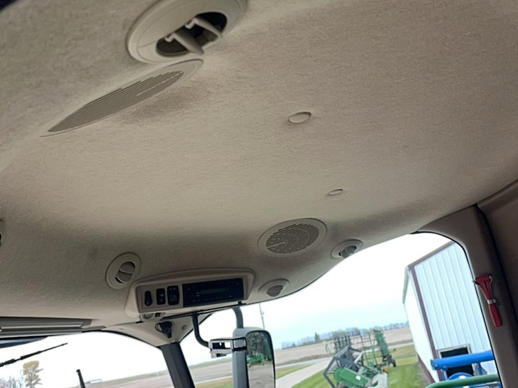 2014-john-deere-s680-image-122