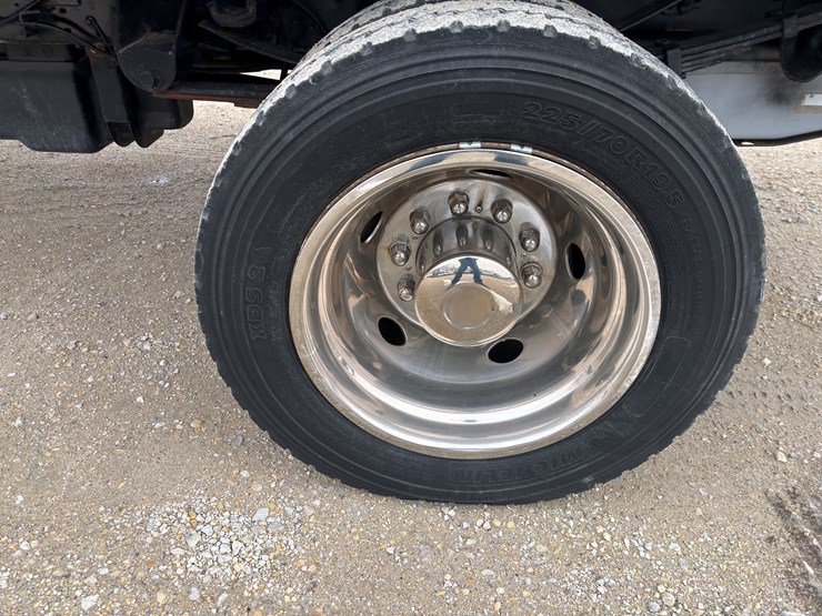 2010-ford-f450-image-59