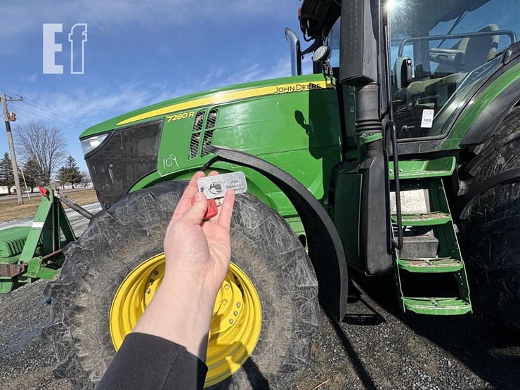 2012-john-deere-7280r-image-22