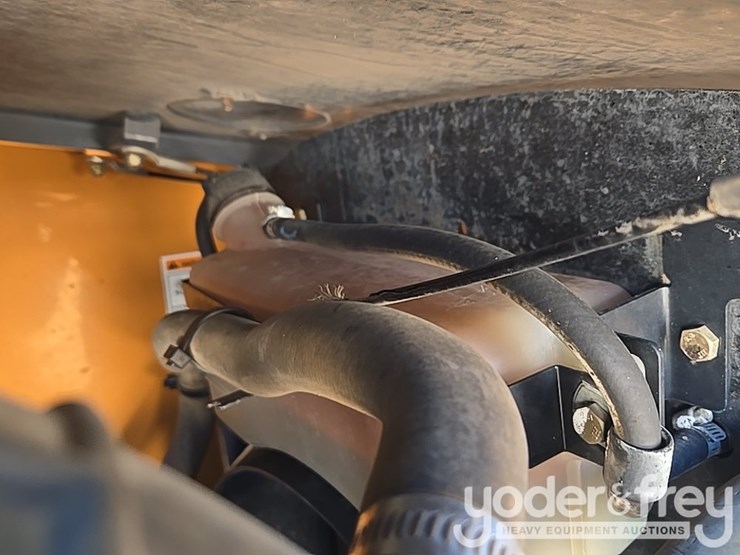 2018-case-586h-image-55