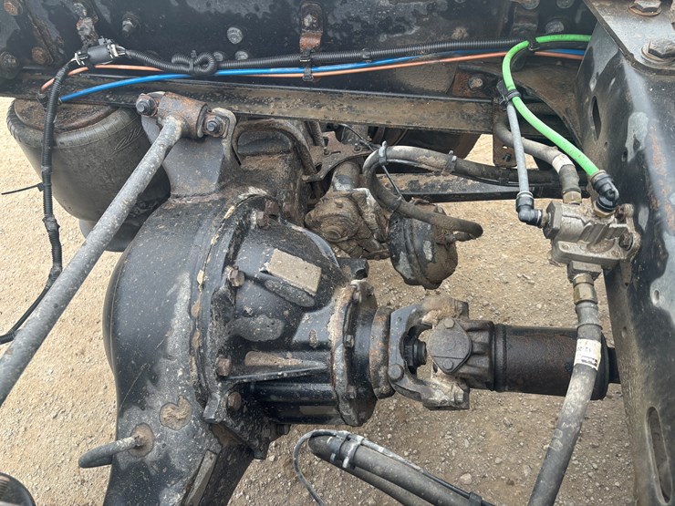 2016-freightliner-cascadia-113-image-57