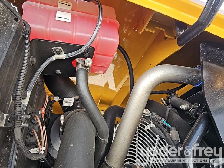 2026-caterpillar-930-image-32