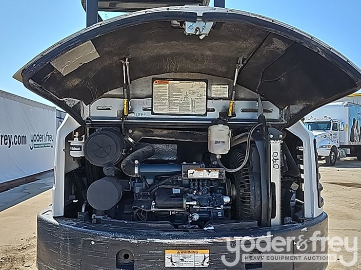 2013-bobcat-e42-image-27