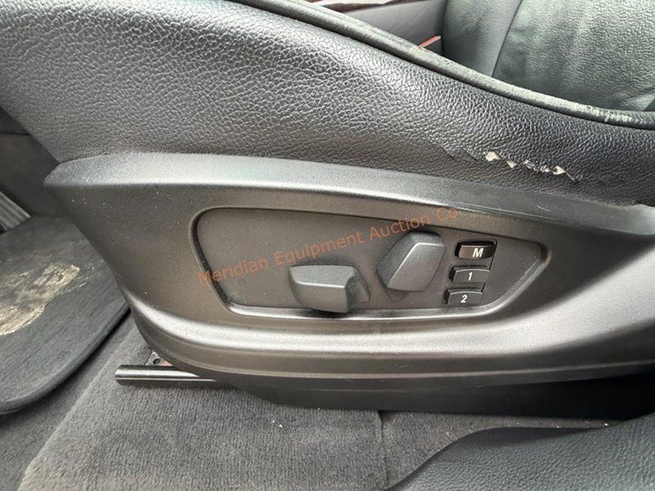 2010-bmw-x5-image-45