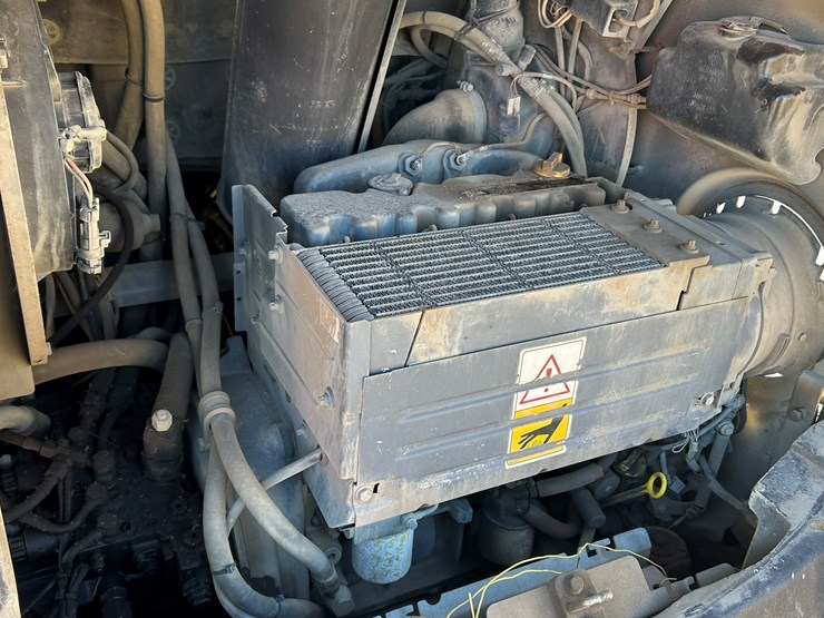 takeuchi-tw80-image-49